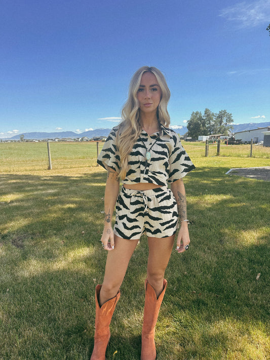 ZEBRA PRINT SHORT SET