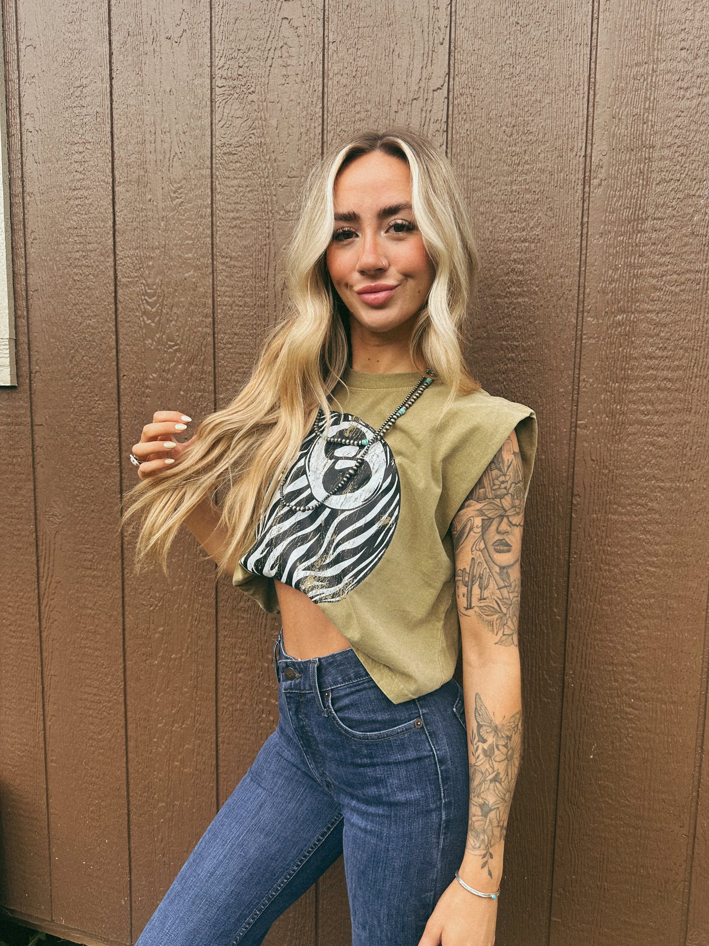 ZEBRA 8 BALL MUSCLE TEE