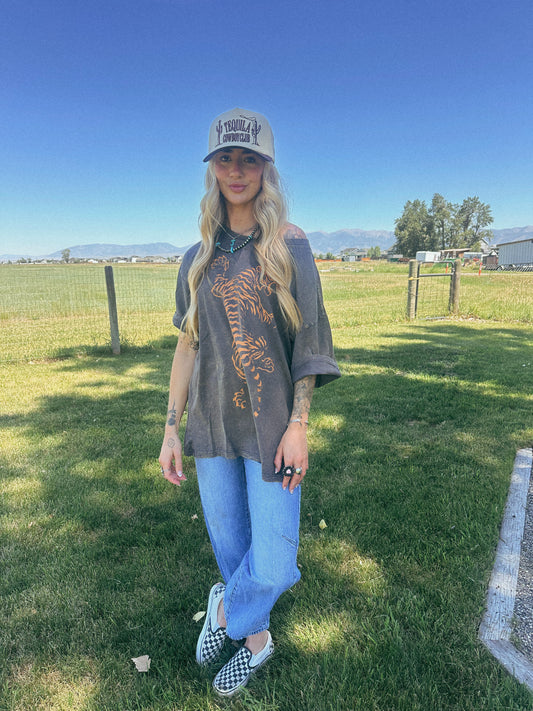 ROARING TIGER OVERSIZED TEE