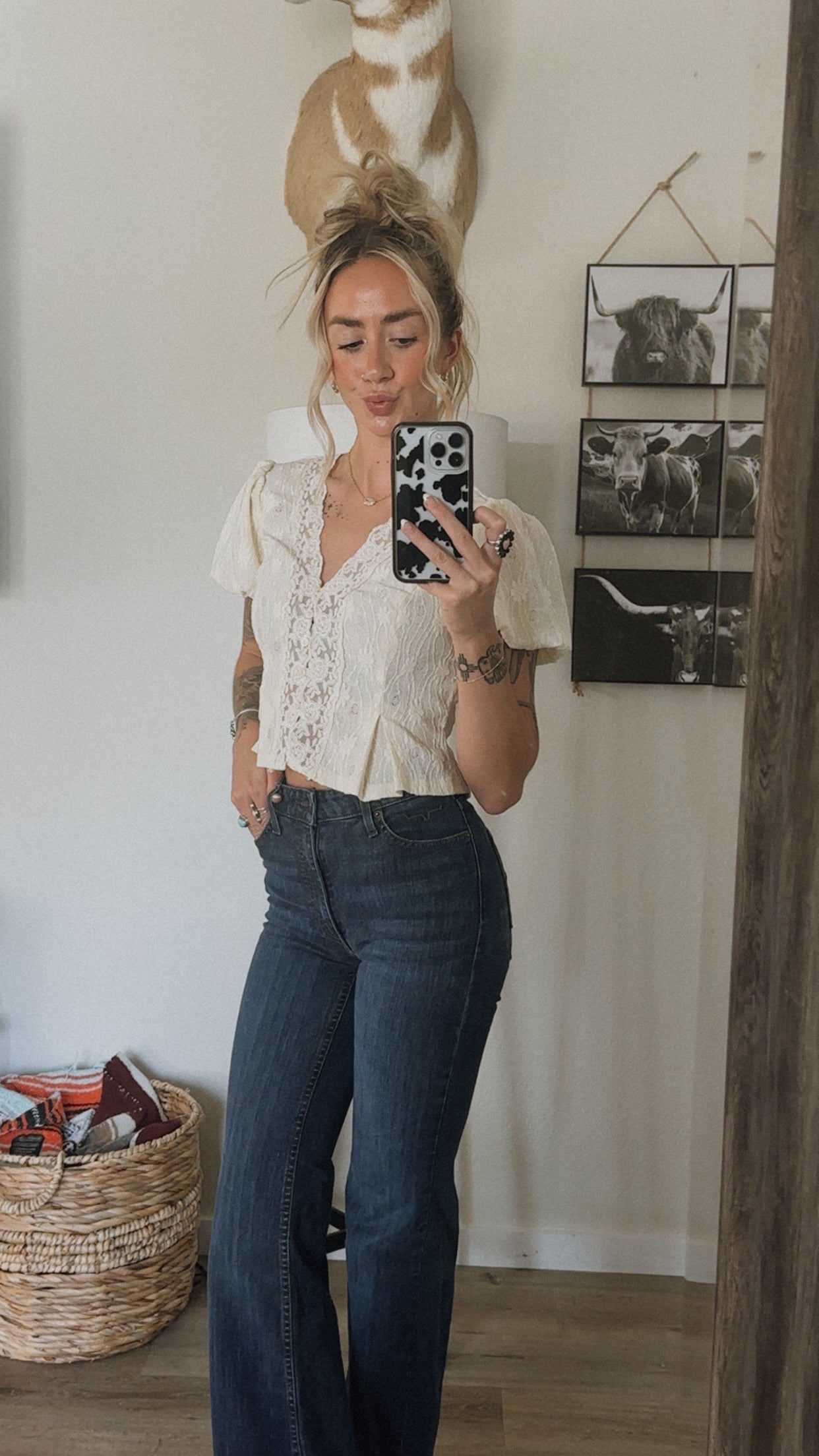 LACE TRIM BUTTON TOP
