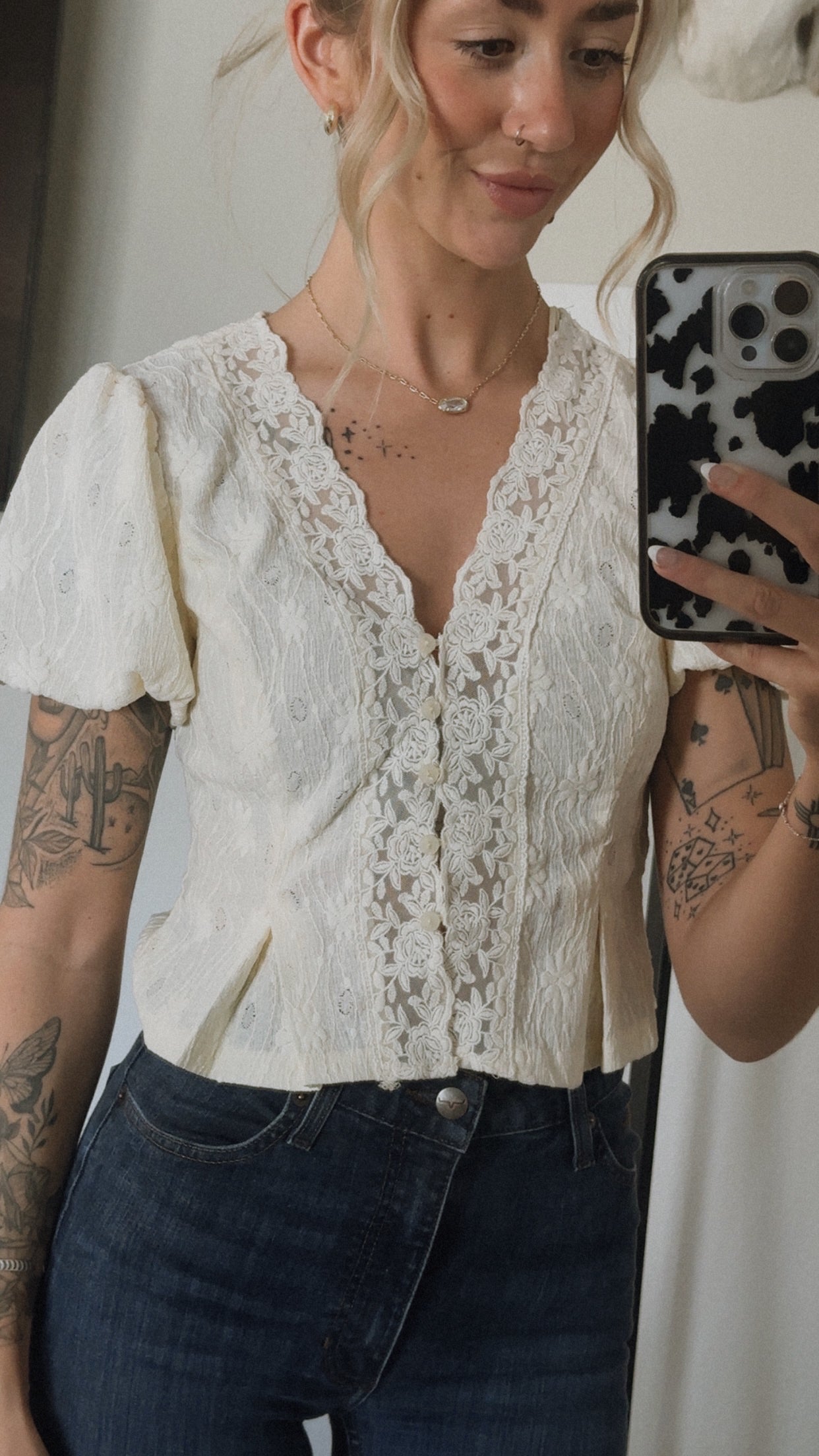 LACE TRIM BUTTON TOP