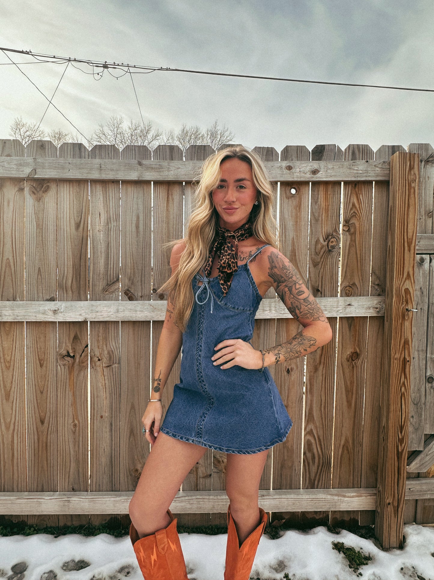SWEETHEART TIE DENIM MINI DRESS