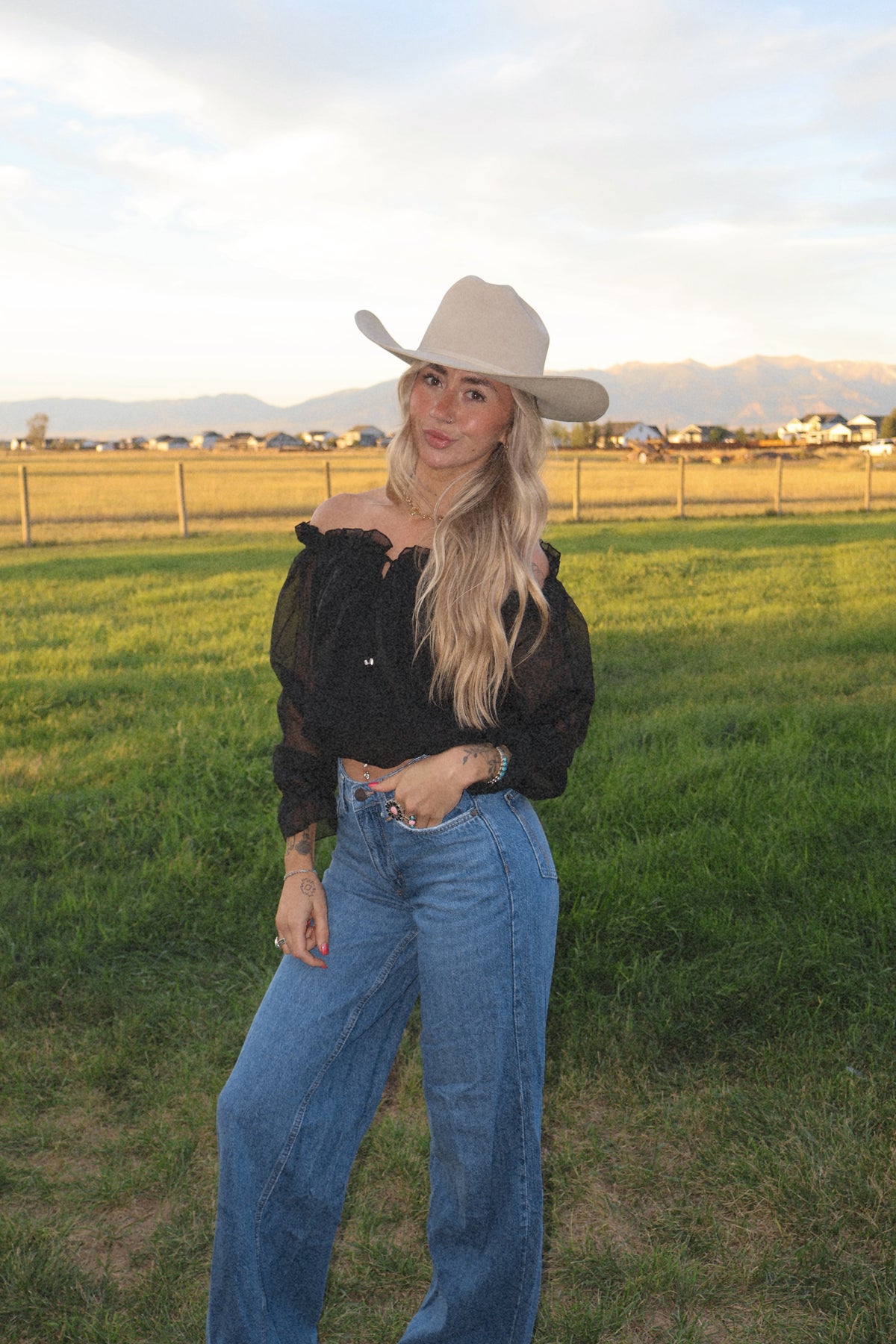 RUFFLE OFF THE SHOULDER PEASANT BLOUSE
